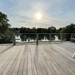 De Charme Bord De Meuse *