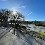 De Charme Bord De Meuse Apartamento