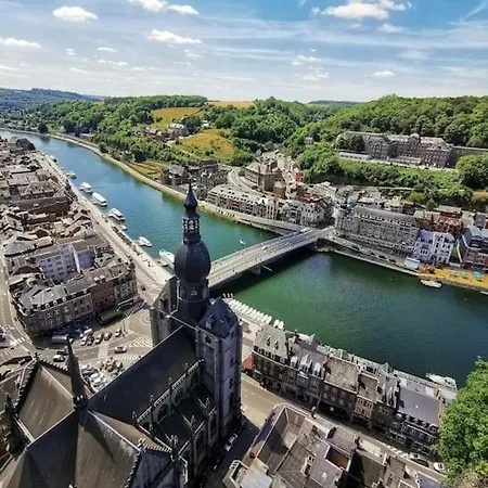 De Charme Bord De Meuse *