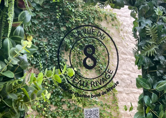 Апартаменты De Charme Bord De Meuse Намюр